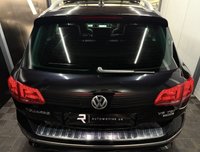 USED 2016 16 VOLKSWAGEN TOUAREG 3.0 TDI V6 BlueMotion Tech R-Line SUV 5dr Diesel Tiptronic 4WD Euro 6 (s/s) (262 ps) Park Assist