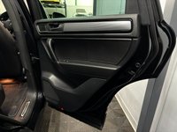 USED 2016 16 VOLKSWAGEN TOUAREG 3.0 TDI V6 BlueMotion Tech R-Line SUV 5dr Diesel Tiptronic 4WD Euro 6 (s/s) (262 ps) Park Assist