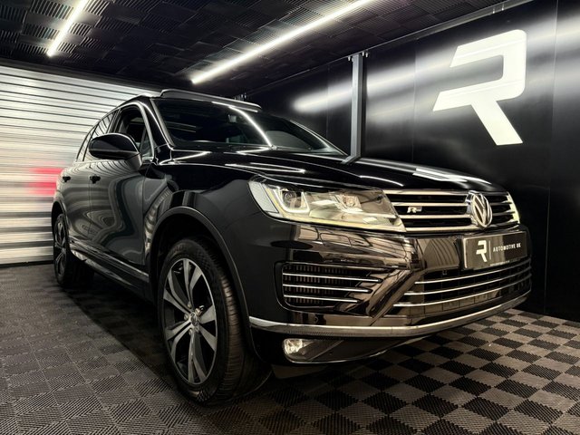 2016 16 Volkswagen Touareg 3.0 TDI V6 BlueMotion Tech R-Line SUV 5dr Diesel Tiptronic 4WD Euro 6 (s/s) (262 ps)