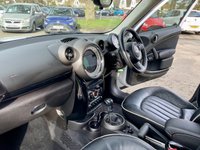 USED 2012 03 MINI COUNTRYMAN 1.6 Cooper SUV 5dr Petrol Auto Euro 5 (122 ps) ULEZ Compliant Mini Automatic With Over &pound;11,000 Of Optional Equipment !