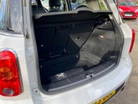 USED 2012 03 MINI COUNTRYMAN 1.6 Cooper SUV 5dr Petrol Auto Euro 5 (122 ps) ULEZ Compliant Mini Automatic With Over &pound;11,000 Of Optional Equipment !
