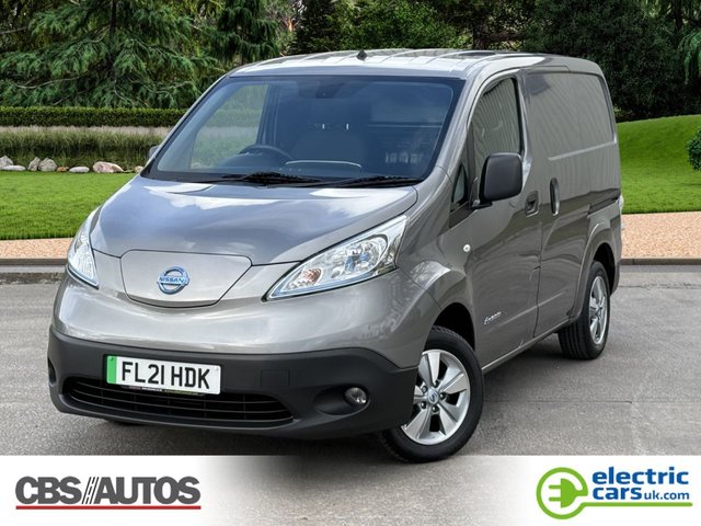 View our NISSAN e-NV200