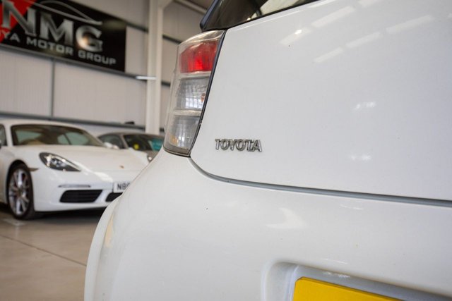 2009 Toyota Iq - Photo 11