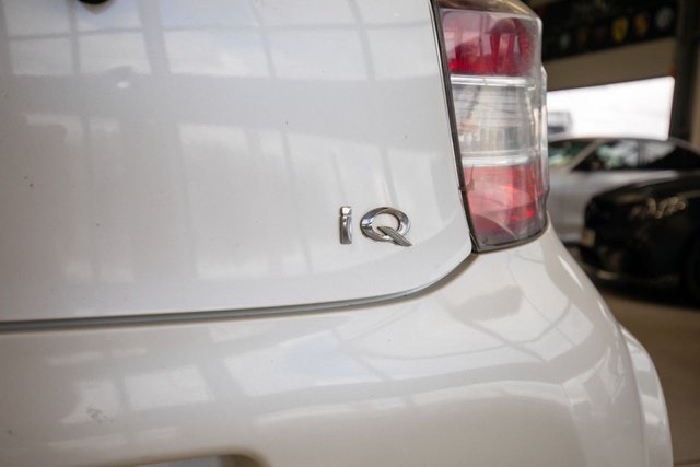 2009 Toyota Iq - Photo 12