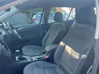 USED 2017 67 VOLKSWAGEN GOLF 1.4 TSI BlueMotion Tech SE Nav Hatchback 5dr Petrol DSG Euro 6 (s/s) (125 ps) 1 Owner, VW History, front & rear sensors, adaptive cruise, air conditioning, DAB radio, touch screen media, auto lights and wipers, Auto hold