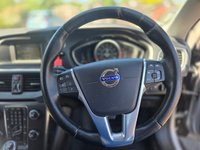 USED 2014 64 VOLVO V40 CROSS COUNTRY 1.6 D2 Lux Hatchback 5dr Diesel Powershift Euro 5 (s/s) (115 ps) 