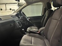 USED 2020 69 VOLKSWAGEN CADDY MAXI LIFE 2.0 TDI MPV 5dr Diesel DSG Euro 6 (s/s) (102 ps) 