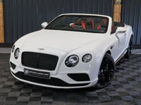 USED 2018 18 BENTLEY CONTINENTAL 4.0 V8 GTC S Convertible 2dr Petrol Auto 4WD Euro 6 (528 ps) HUGE SPECIFICATION (OVER &pound;34K), FULL BENTLEY HISTORY, CAR PLAY, MULLINER SPEC, BLACK EDITION, SUNGLASSES CASE, AIR DEFLECTOR