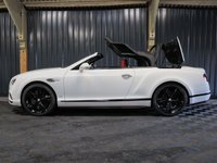 USED 2018 18 BENTLEY CONTINENTAL 4.0 V8 GTC S Convertible 2dr Petrol Auto 4WD Euro 6 (528 ps) HUGE SPECIFICATION (OVER &pound;34K), FULL BENTLEY HISTORY, CAR PLAY, MULLINER SPEC, BLACK EDITION, SUNGLASSES CASE, AIR DEFLECTOR