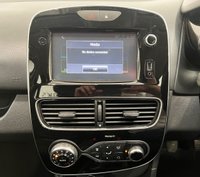 USED 2017 67 RENAULT CLIO 0.9 TCe Dynamique S Nav Hatchback 5dr Petrol Manual Euro 6 (s/s) (90 ps) AA APPROVED USED CAR