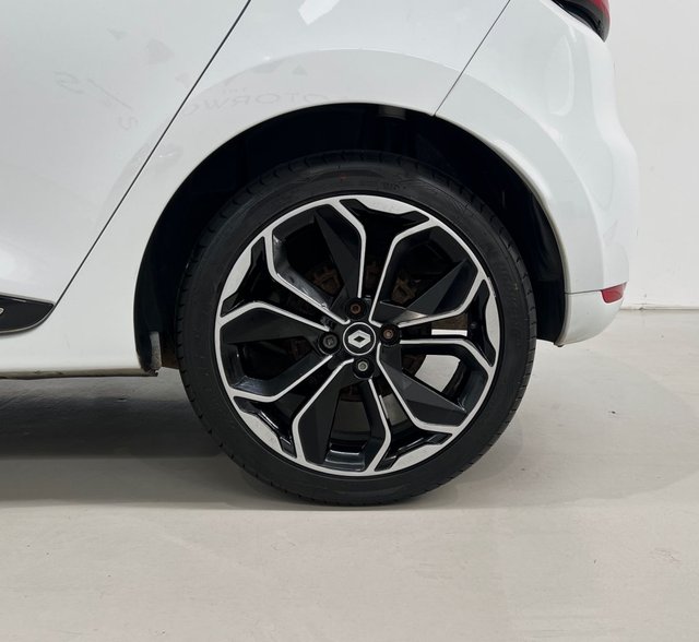2017 RENAULT CLIO - Photo 6
