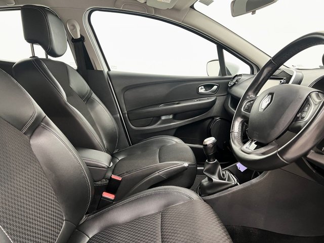 2017 RENAULT CLIO - Photo 9