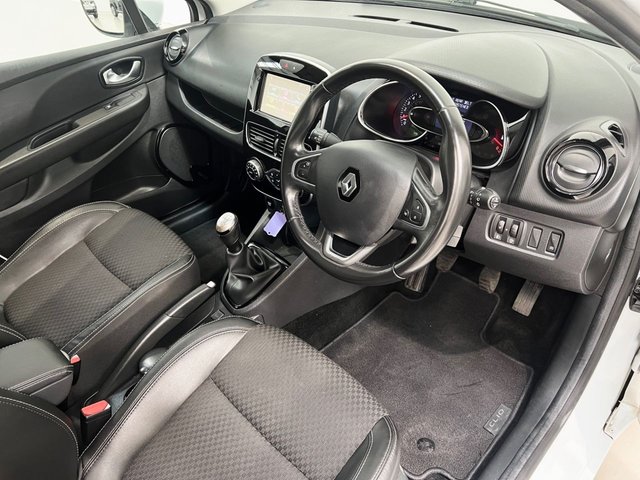 2017 RENAULT CLIO - Photo 5
