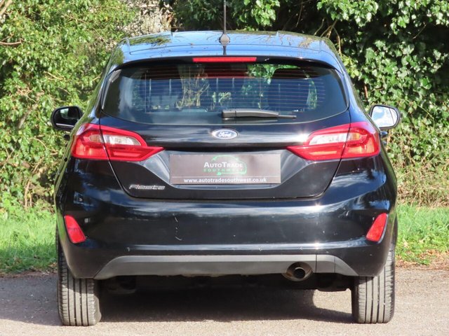 2018 FORD FIESTA - Photo 5