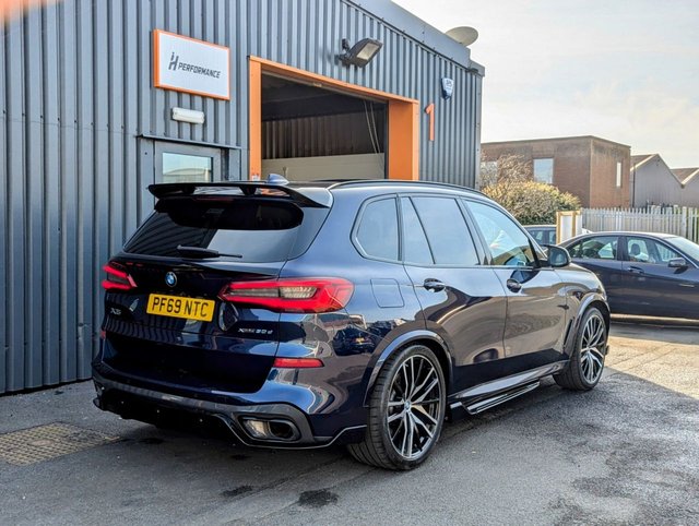 2020 BMW X5 - Photo 11