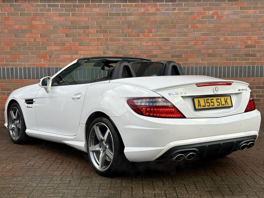 USED 2015 55 MERCEDES-BENZ SLK 5.5 SLK55 V8 AMG Convertible 2dr Petrol SpdS+7GT Euro 6 (s/s) (421 ps) FULL MERCEDES HISTORY|PAN ROOF
