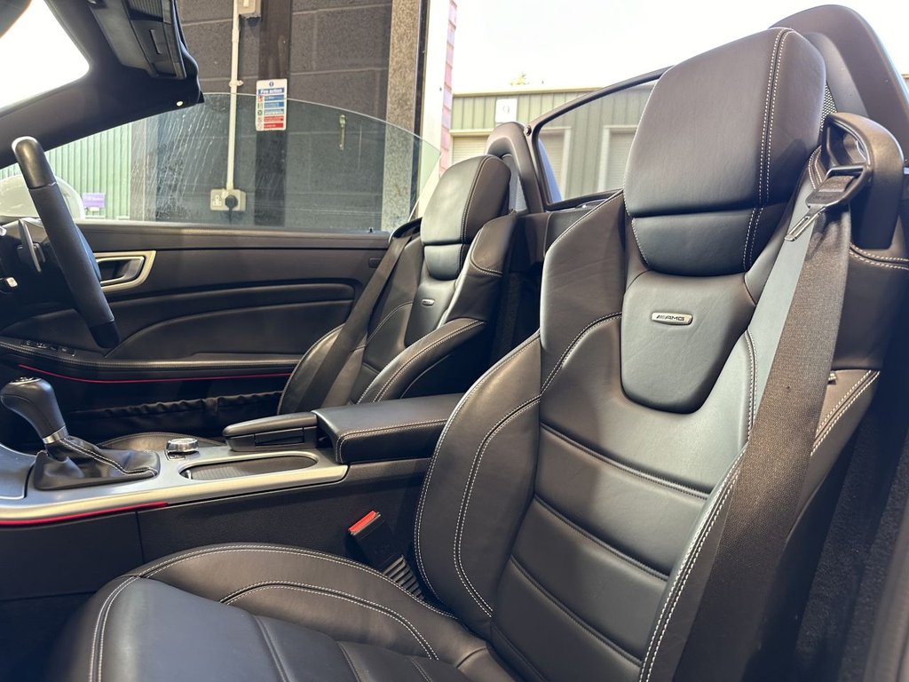 USED 2015 55 MERCEDES-BENZ SLK 5.5 SLK55 V8 AMG Convertible 2dr Petrol SpdS+7GT Euro 6 (s/s) (421 ps) FULL MERCEDES HISTORY|PAN ROOF