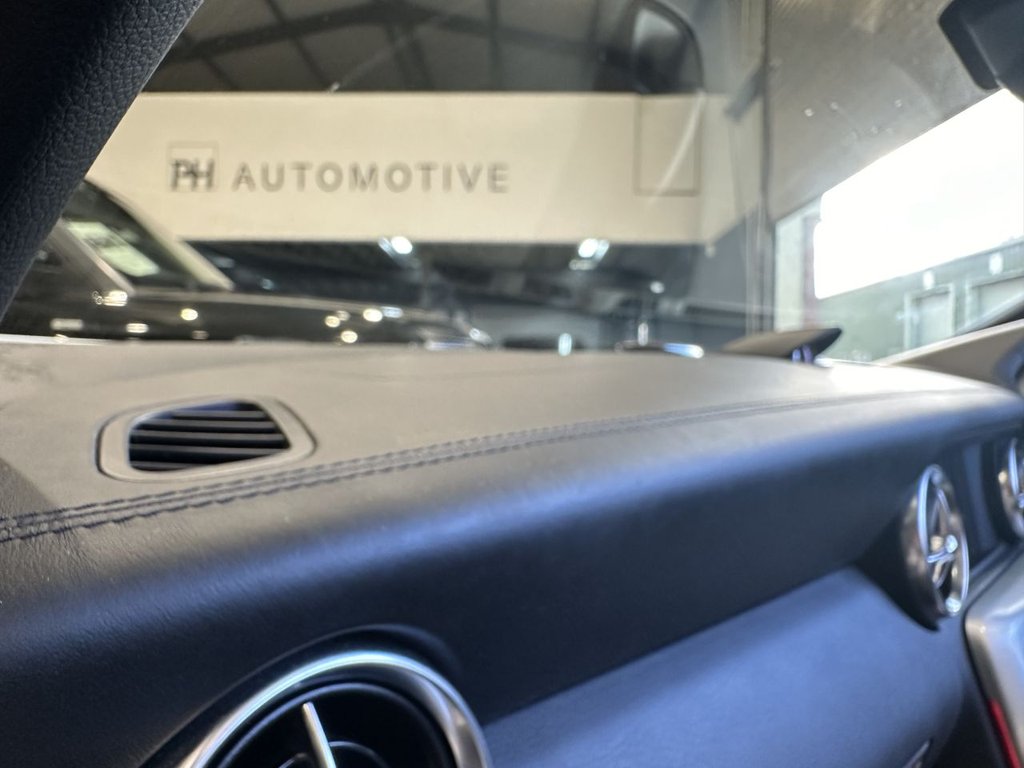 USED 2015 55 MERCEDES-BENZ SLK 5.5 SLK55 V8 AMG Convertible 2dr Petrol SpdS+7GT Euro 6 (s/s) (421 ps) FULL MERCEDES HISTORY|PAN ROOF