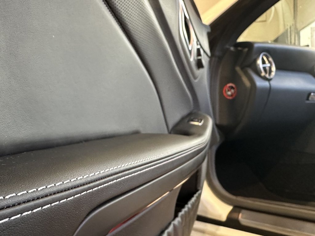 USED 2015 55 MERCEDES-BENZ SLK 5.5 SLK55 V8 AMG Convertible 2dr Petrol SpdS+7GT Euro 6 (s/s) (421 ps) FULL MERCEDES HISTORY|PAN ROOF