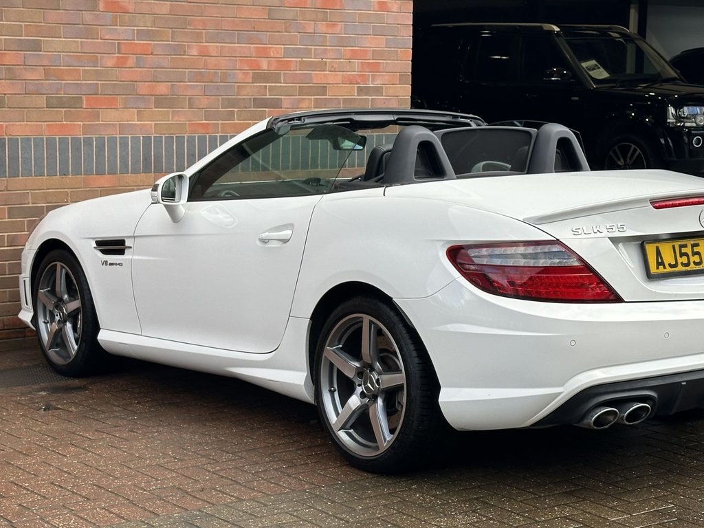 USED 2015 55 MERCEDES-BENZ SLK 5.5 SLK55 V8 AMG Convertible 2dr Petrol SpdS+7GT Euro 6 (s/s) (421 ps) FULL MERCEDES HISTORY|PAN ROOF