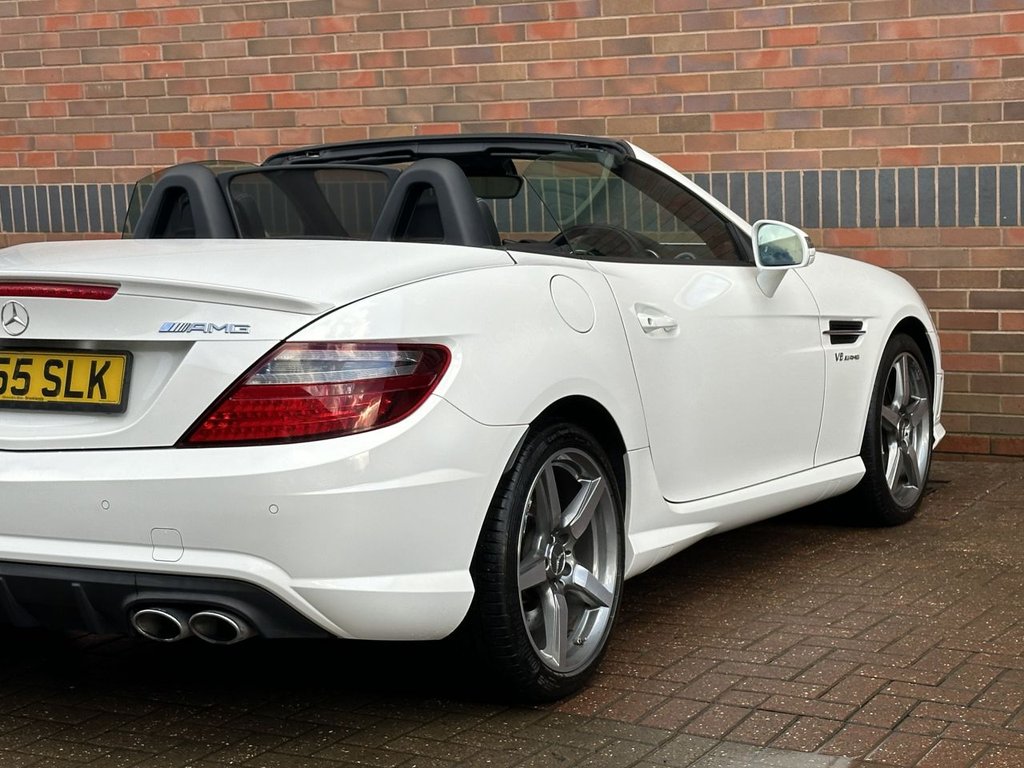 USED 2015 55 MERCEDES-BENZ SLK 5.5 SLK55 V8 AMG Convertible 2dr Petrol SpdS+7GT Euro 6 (s/s) (421 ps) FULL MERCEDES HISTORY|PAN ROOF