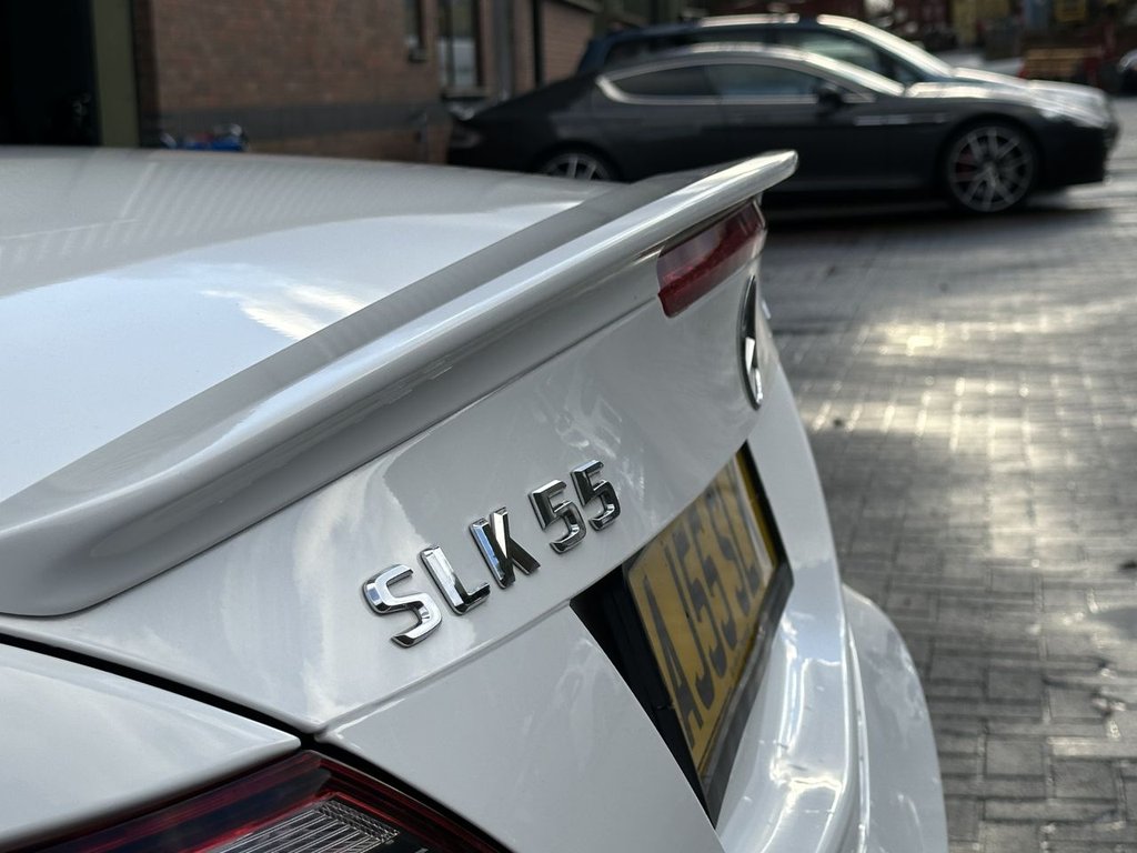 USED 2015 55 MERCEDES-BENZ SLK 5.5 SLK55 V8 AMG Convertible 2dr Petrol SpdS+7GT Euro 6 (s/s) (421 ps) FULL MERCEDES HISTORY|PAN ROOF