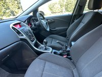 USED 2015 65 VAUXHALL ASTRA 1.6i SRi Hatchback 5dr Petrol Manual Euro 6 (115 ps) 2 KEYS, RADIO/CD PLAYER