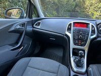 USED 2015 65 VAUXHALL ASTRA 1.6i SRi Hatchback 5dr Petrol Manual Euro 6 (115 ps) 2 KEYS, RADIO/CD PLAYER