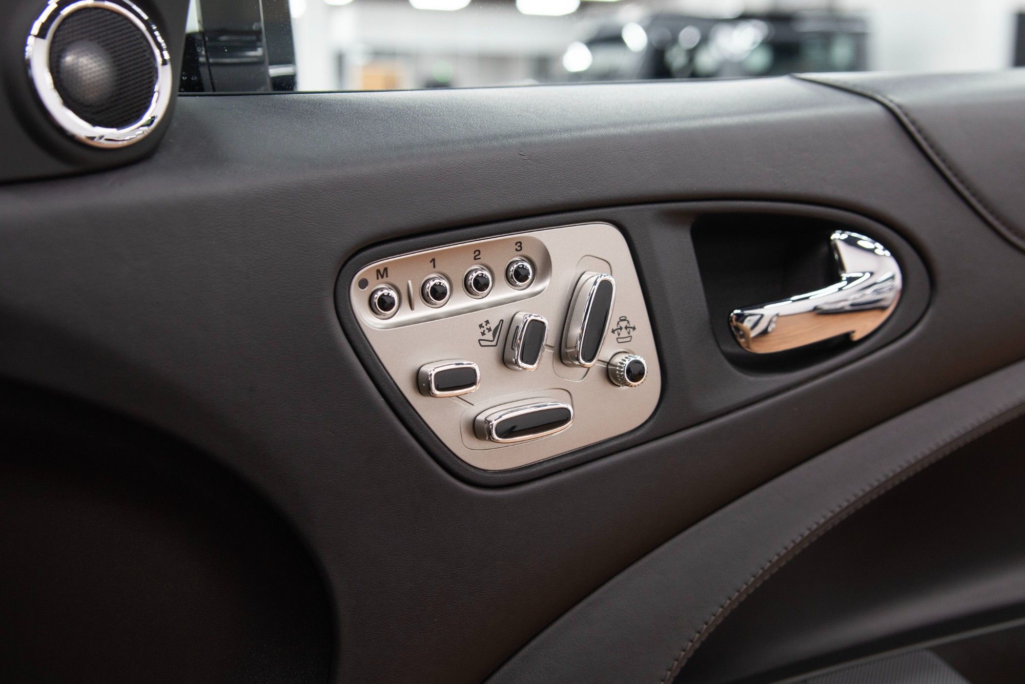 USED 2010 10 JAGUAR XKR 5.0 V8 