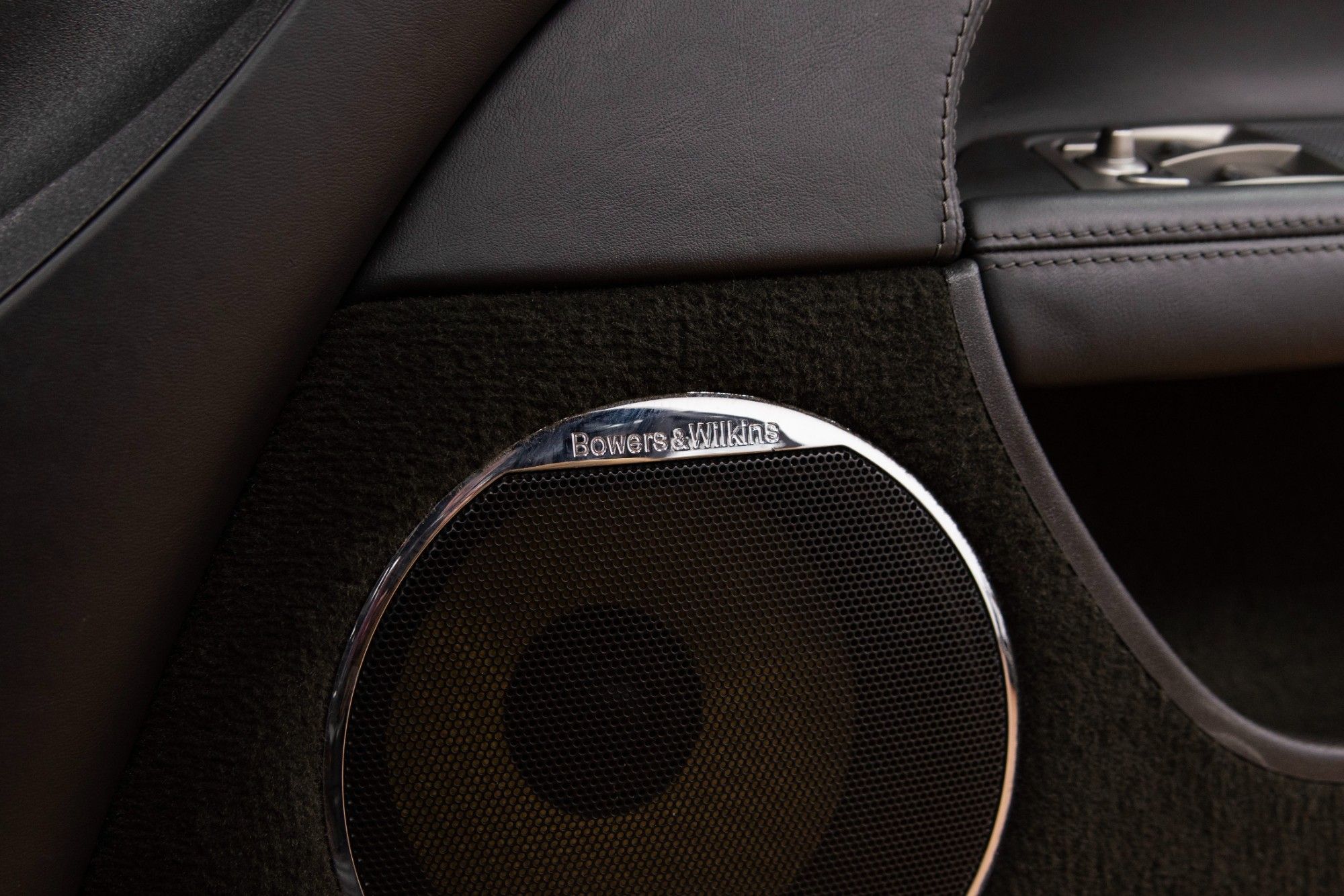 USED 2010 10 JAGUAR XKR 5.0 V8 
