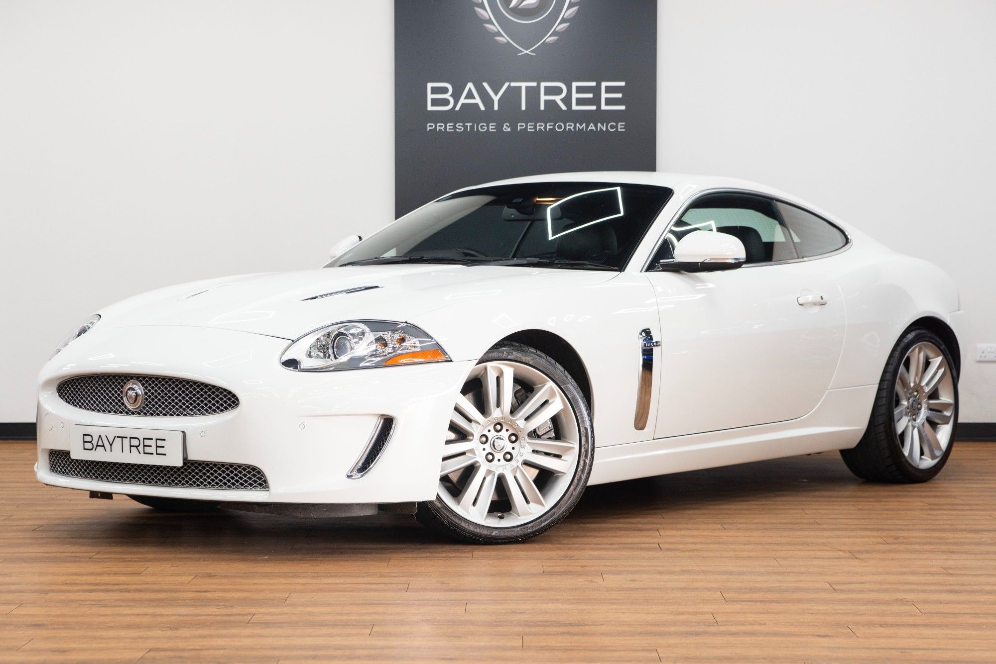 USED 2010 10 JAGUAR XKR 5.0 V8 
