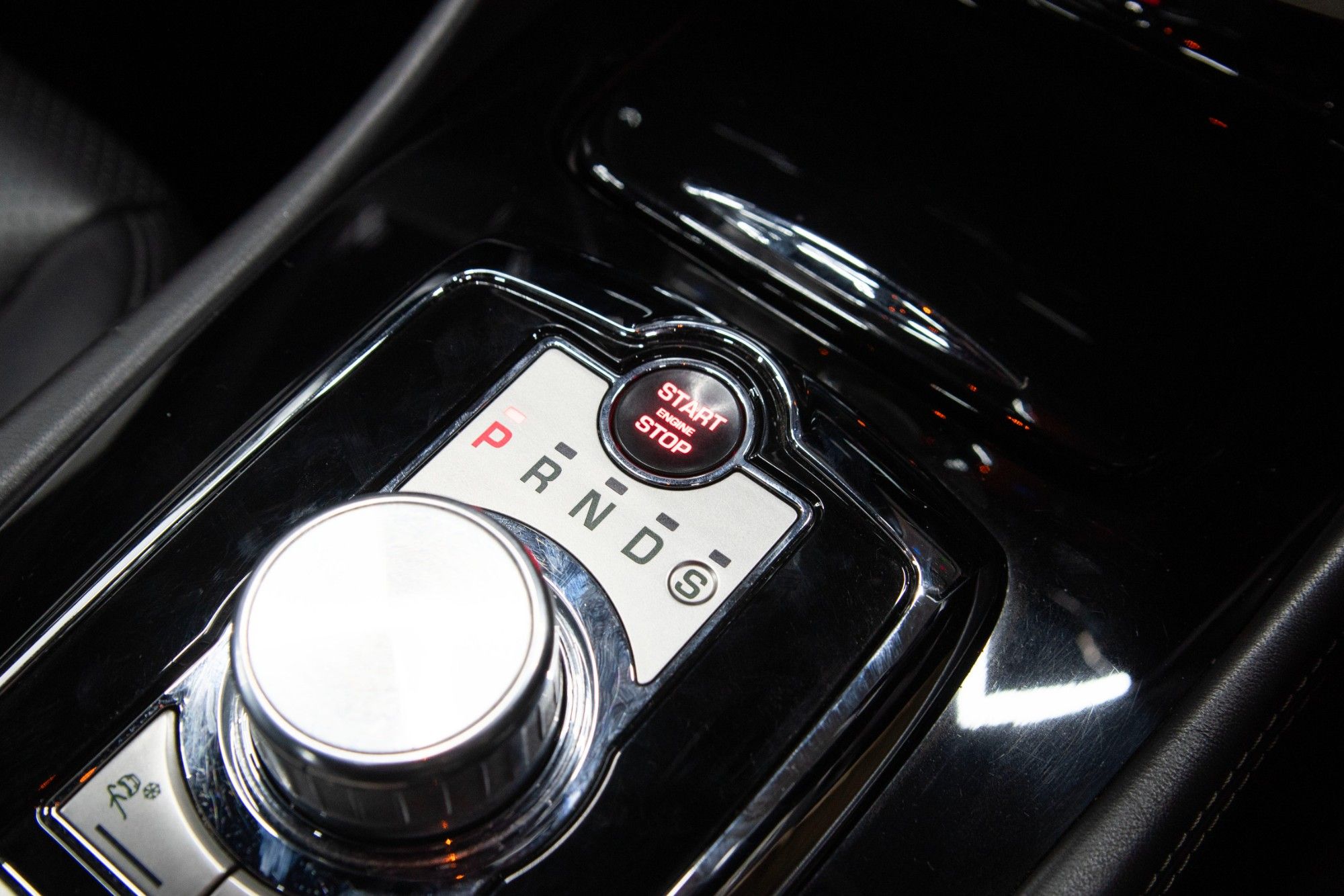 USED 2010 10 JAGUAR XKR 5.0 V8 