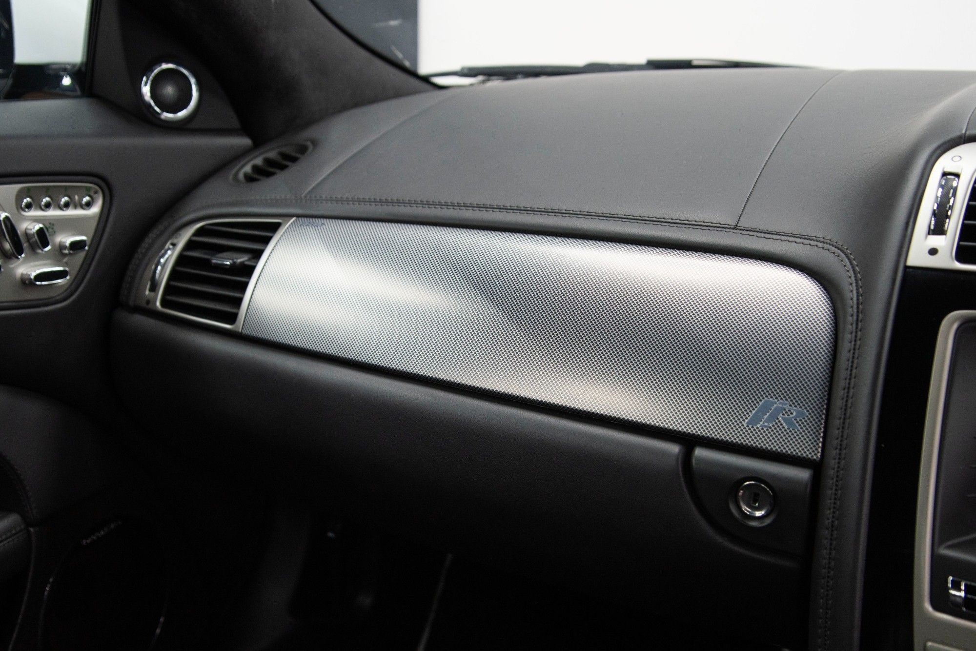 USED 2010 10 JAGUAR XKR 5.0 V8 
