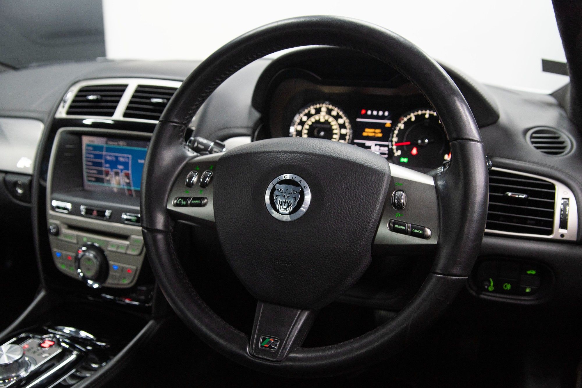 USED 2010 10 JAGUAR XKR 5.0 V8 