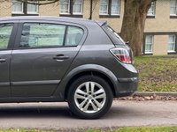USED 2011 11 VAUXHALL ASTRA 1.4i 16v SXi Hatchback 5dr Petrol Manual (146 g/km, 89 bhp) 