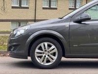 USED 2011 11 VAUXHALL ASTRA 1.4i 16v SXi Hatchback 5dr Petrol Manual (146 g/km, 89 bhp) 