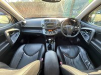 USED 2010 TOYOTA RAV4 2.2 D-4D XT-R SUV 5dr Diesel Manual 4WD Euro 4 (150 ps) 