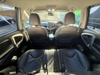 USED 2010 TOYOTA RAV4 2.2 D-4D XT-R SUV 5dr Diesel Manual 4WD Euro 4 (150 ps) 