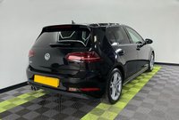 USED 2017 17 VOLKSWAGEN GOLF 2.0 TDI BlueMotion Tech GTD BlueLine Hatchback 5dr Diesel DSG Euro 6 (s/s) (184 ps) 