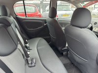 USED 2005 05 TOYOTA YARIS 1.3 VVT-i T Spirit Hatchback 5dr Petrol Automatic (150 g/km, 85 bhp) 