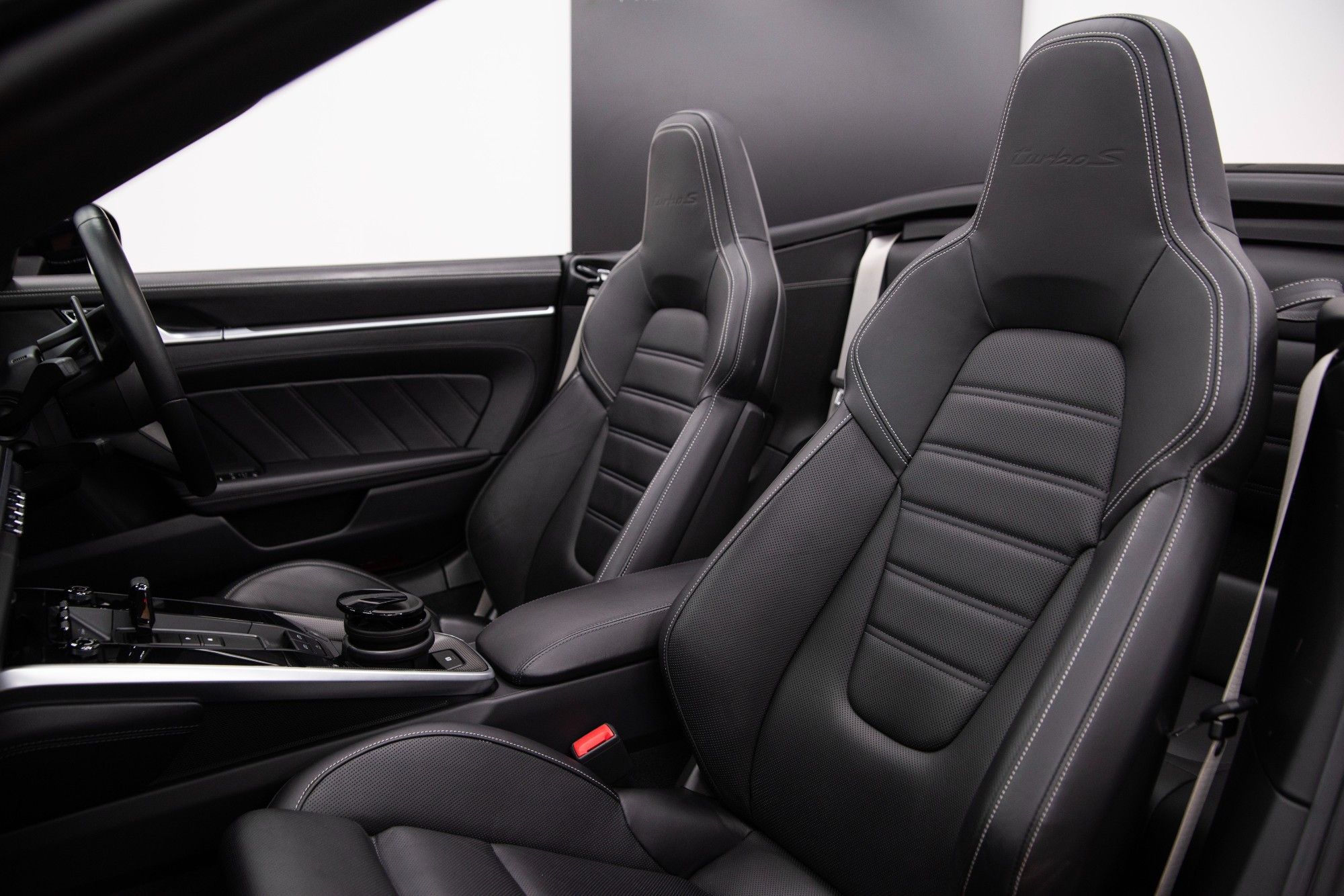 USED 2020 X PORSCHE 911 3.7T 992 Turbo S Convertible 