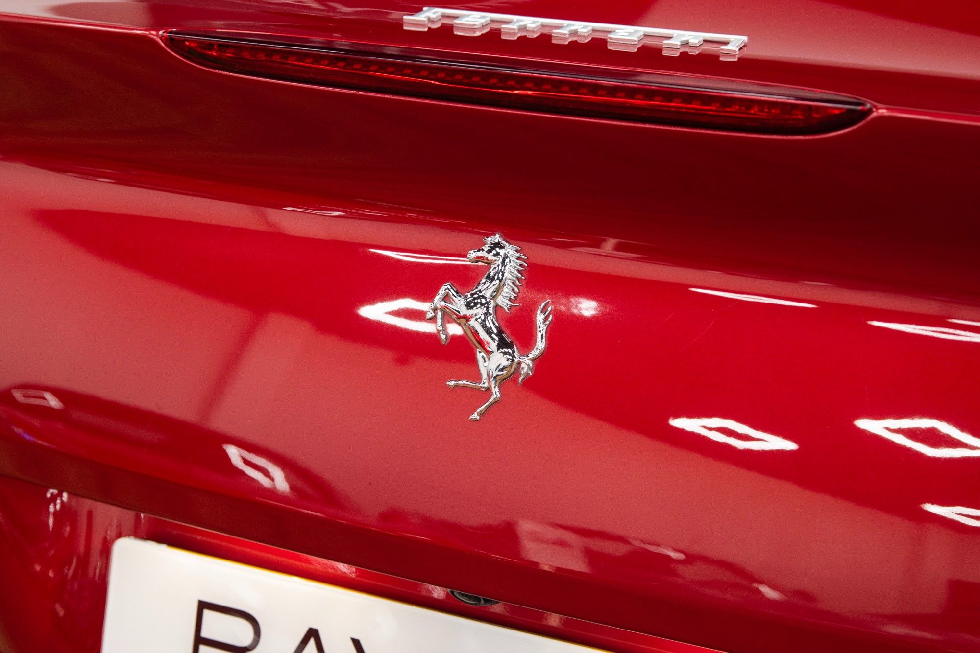 USED 2020 20 FERRARI PORTOFINO 3.8T V8 Convertible 