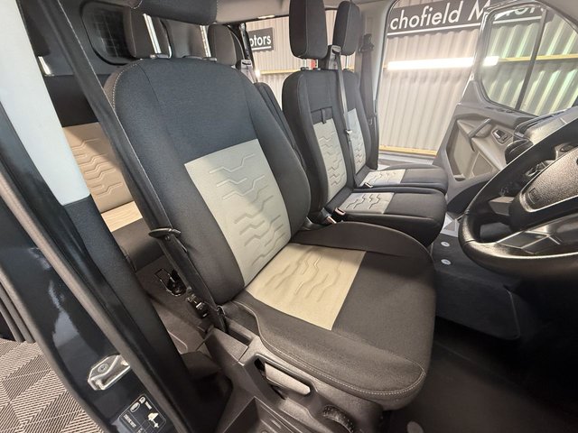 2017 Ford Transit Custom 2L Limited 5dr - Photo 10