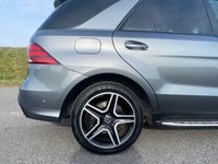 USED 2018 18 MERCEDES-BENZ GLE 2.1 GLE250d AMG Night Edition SUV 5dr Diesel G-Tronic 4MATIC Euro 6 (s/s) (204 ps) JUST 26,000 MILES FROM NEW - BLACK LEATHER - NAVIGATION MEDIA - HEATED SEATS - CLIMATE CONTROL - PARKING SENSORS