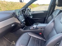 USED 2018 18 MERCEDES-BENZ GLE 2.1 GLE250d AMG Night Edition SUV 5dr Diesel G-Tronic 4MATIC Euro 6 (s/s) (204 ps) JUST 26,000 MILES FROM NEW - BLACK LEATHER - NAVIGATION MEDIA - HEATED SEATS - CLIMATE CONTROL - PARKING SENSORS