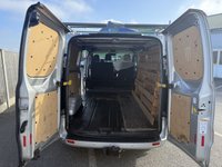 USED 2017 17 FORD TRANSIT CUSTOM 2.0 TDCi 290 Limited Panel Van 5dr Diesel Manual L2 H1 (157 g/km, 168 bhp) The 2017 Ford Transit Custom 2.0 TDCi 290 Limited Panel Van L2 H1 (168 bhp) is a versatile and efficient medium-sized commercial vehicle