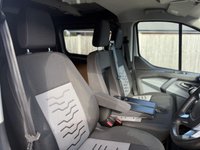 USED 2017 17 FORD TRANSIT CUSTOM 2.0 TDCi 290 Limited Panel Van 5dr Diesel Manual L2 H1 (157 g/km, 168 bhp) The 2017 Ford Transit Custom 2.0 TDCi 290 Limited Panel Van L2 H1 (168 bhp) is a versatile and efficient medium-sized commercial vehicle