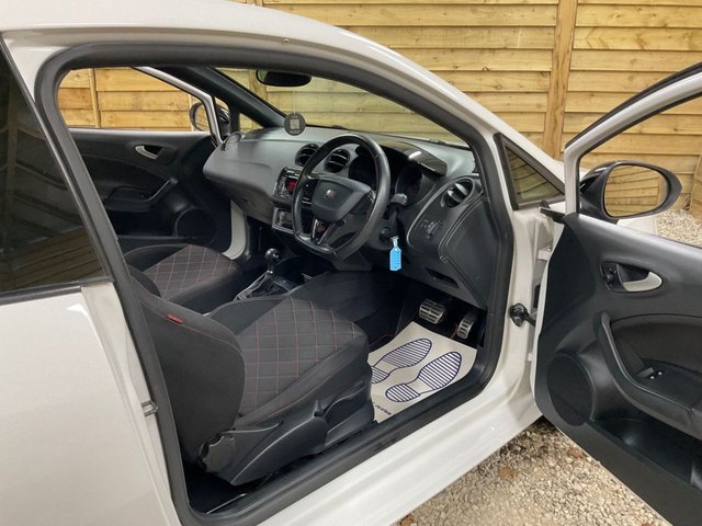 2012 SEAT IBIZA (2012) - Photo 11