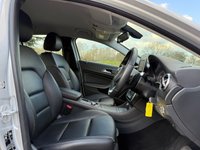 USED 2016 16 MERCEDES-BENZ A-CLASS 1.5 A180d SE Hatchback 5dr Diesel 7G-DCT Euro 6 (s/s) (109 ps) ONLY 48K MILES-AUTO-PARK SENSORS