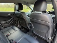 USED 2016 16 MERCEDES-BENZ A-CLASS 1.5 A180d SE Hatchback 5dr Diesel 7G-DCT Euro 6 (s/s) (109 ps) ONLY 48K MILES-AUTO-PARK SENSORS
